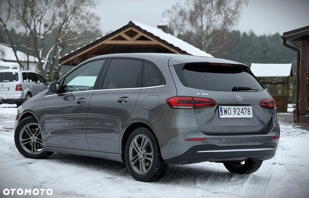 Mercedes-Benz Klasa B 180 7G-DCT Progressive - 16