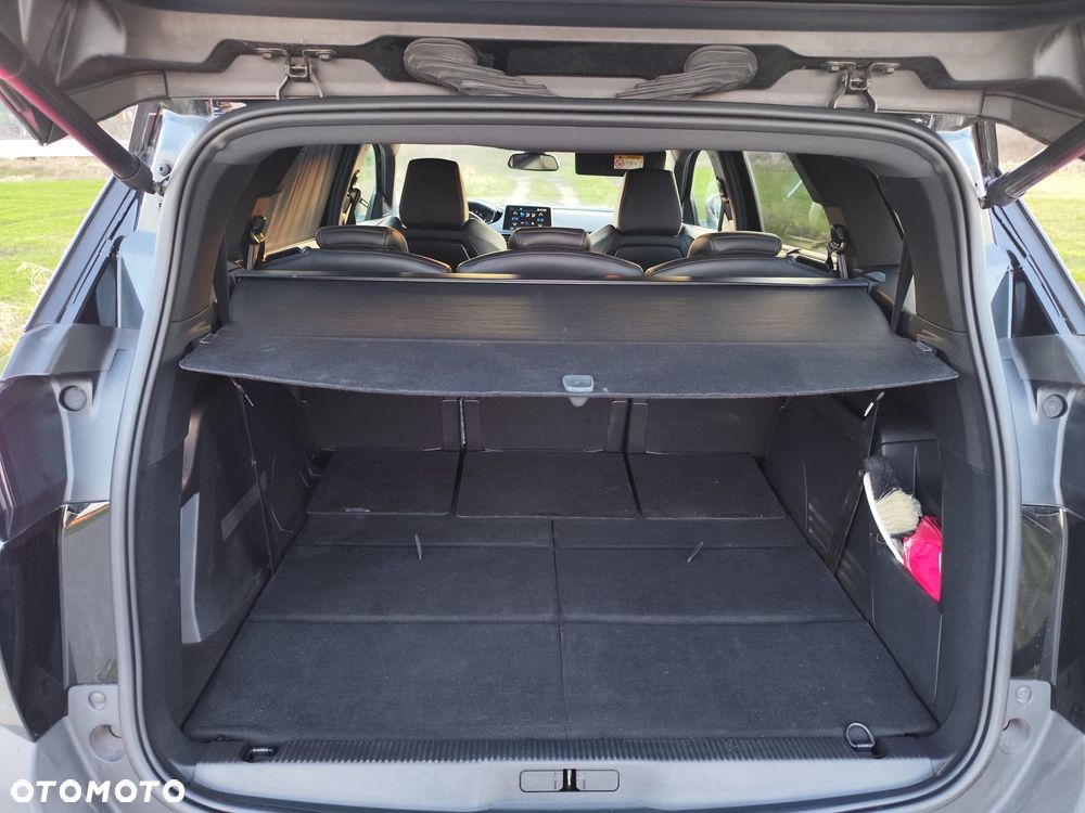 Peugeot 5008 1.5 BlueHDi GT Pack S&S EAT8 - 17