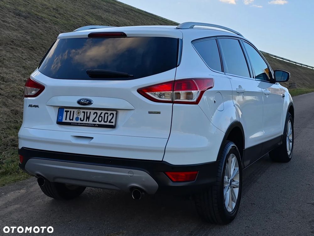 Ford Kuga 1.5 EcoBoost 2x4 Titanium - 19