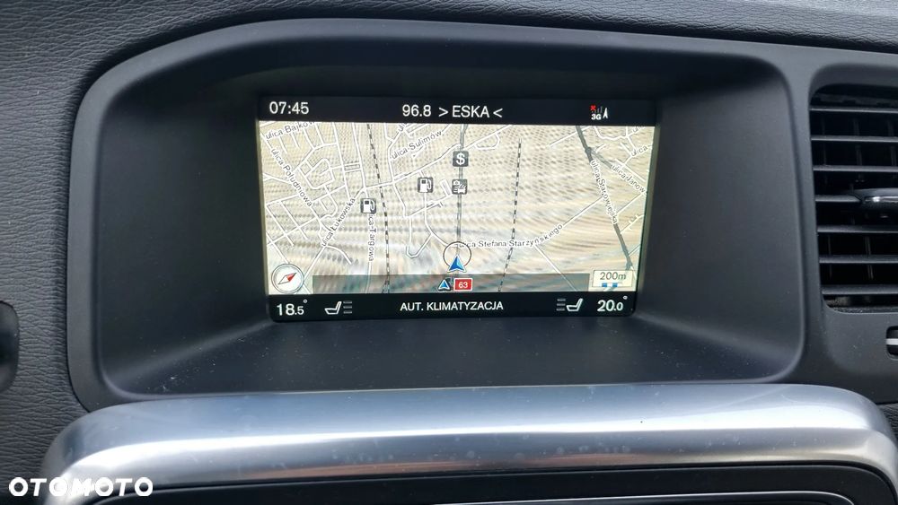 Volvo V60 D4 Momentum - 31