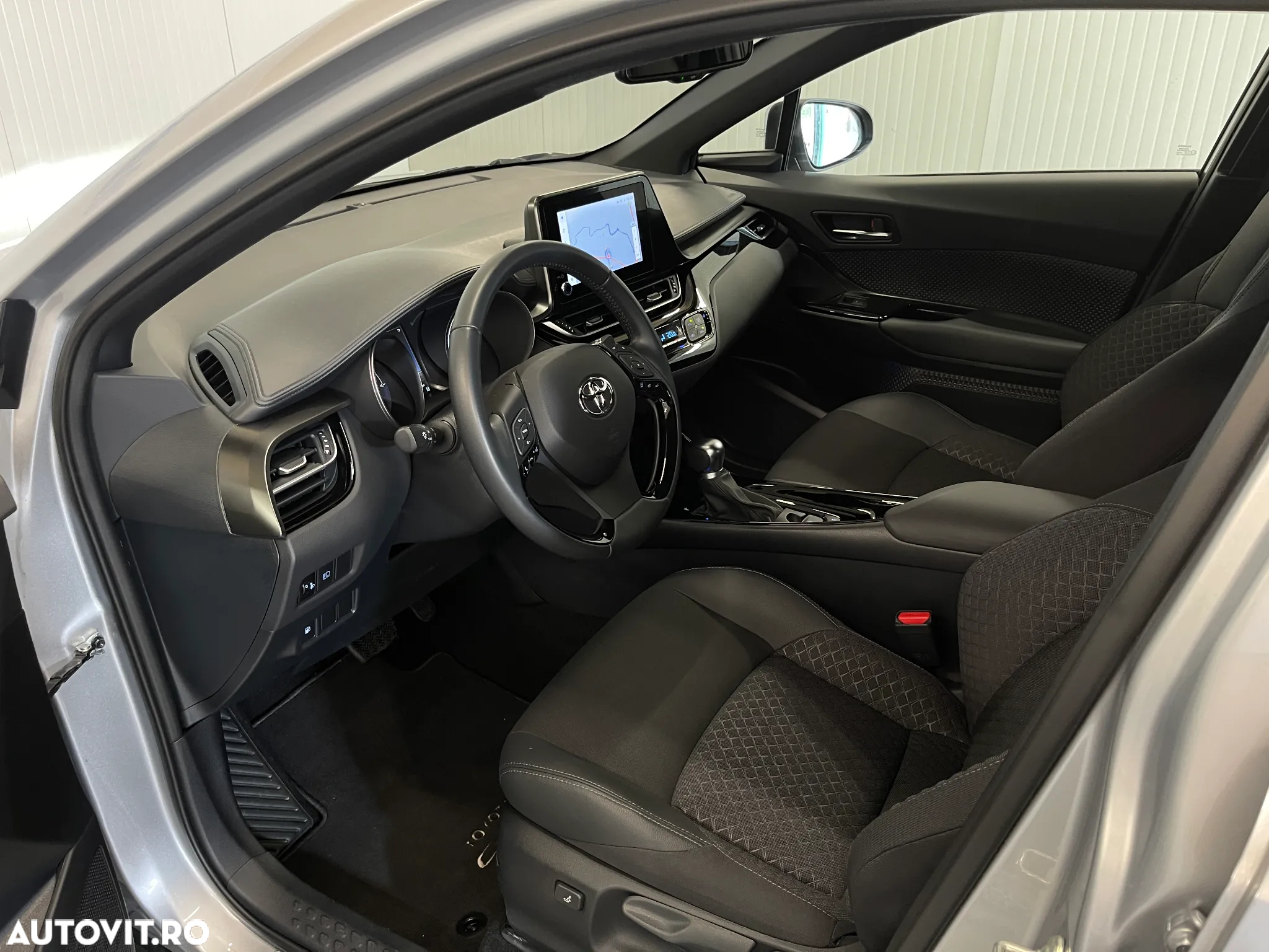 Toyota C-HR 2.0 HSD 184 CP 4x2 CVT Classy - 5