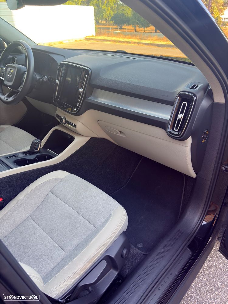 Volvo XC 40 2.0 D3 Momentum Plus Geartronic - 9