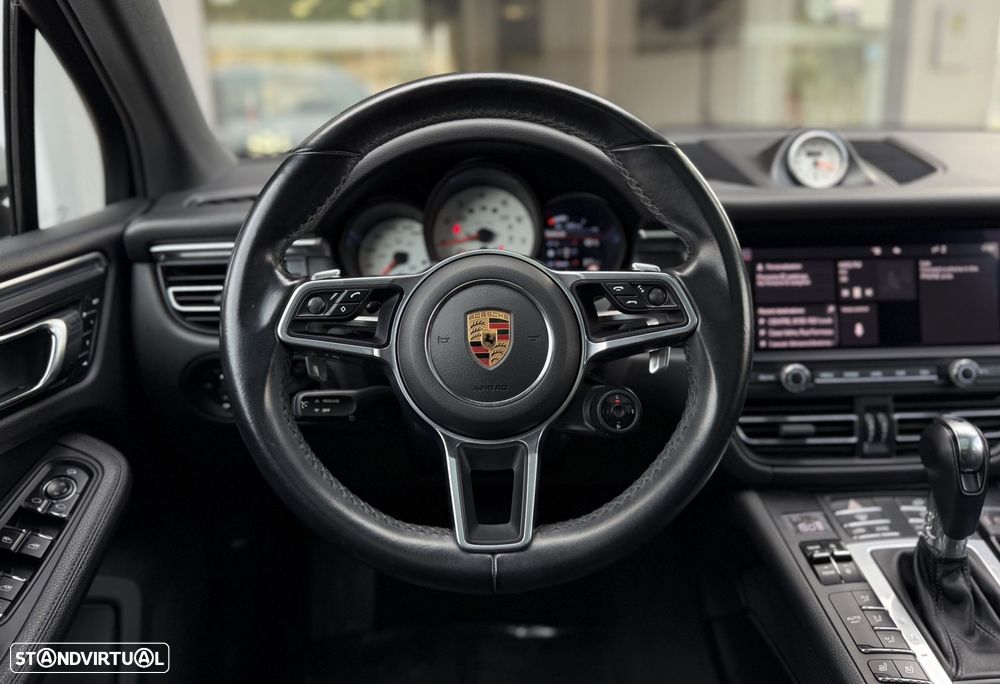 Porsche Macan - 8