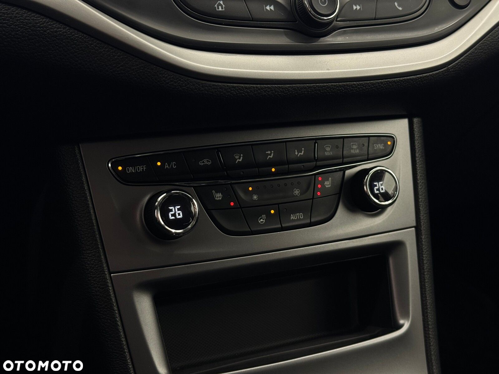 Opel Astra - 24