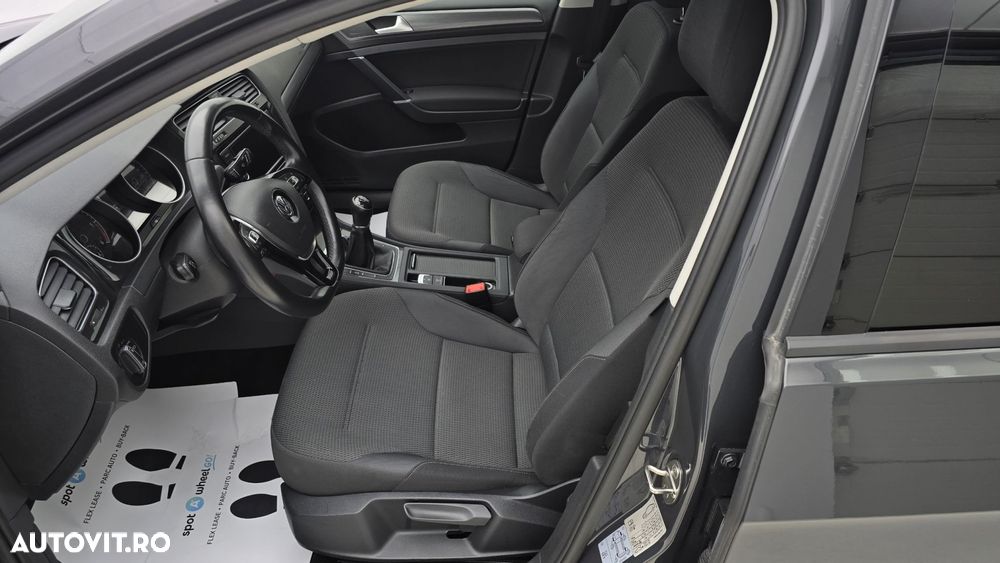 Volkswagen Golf 1.6 TDI Comfortline - 13