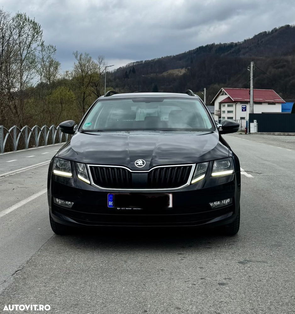 Skoda Octavia 1.6 TDI DSG Ambition - 1
