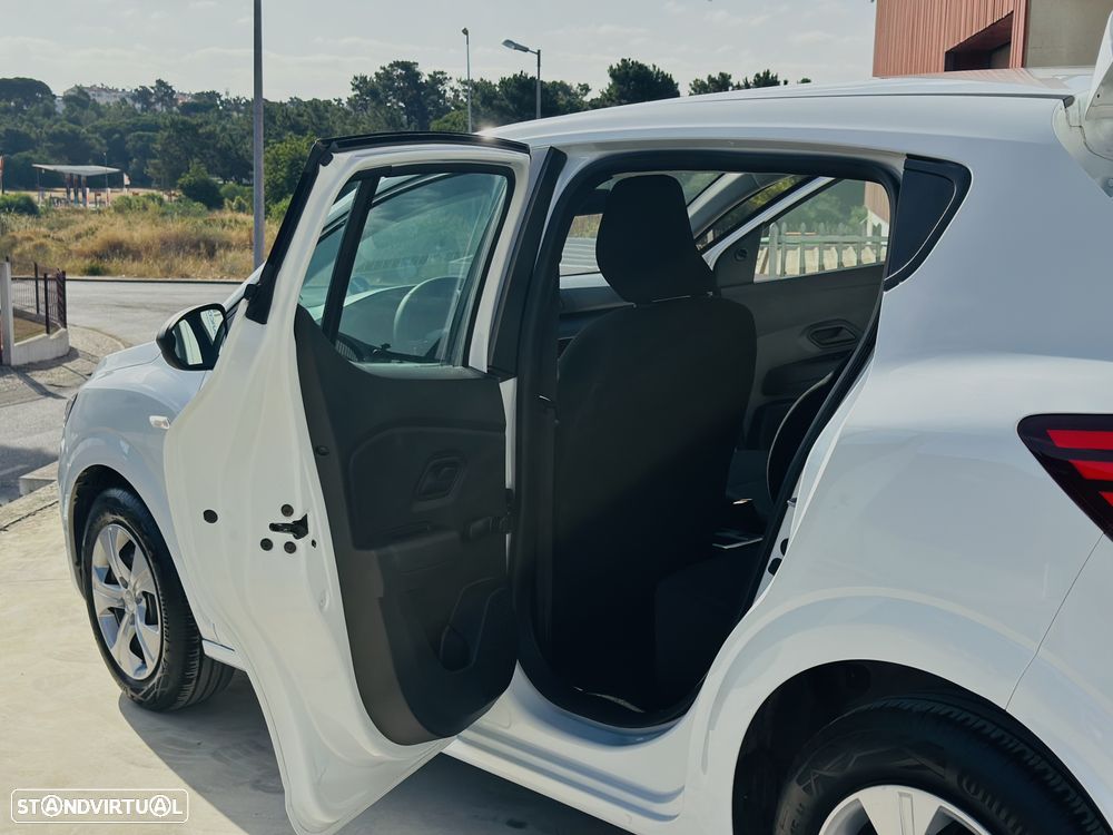 Dacia Sandero - 22