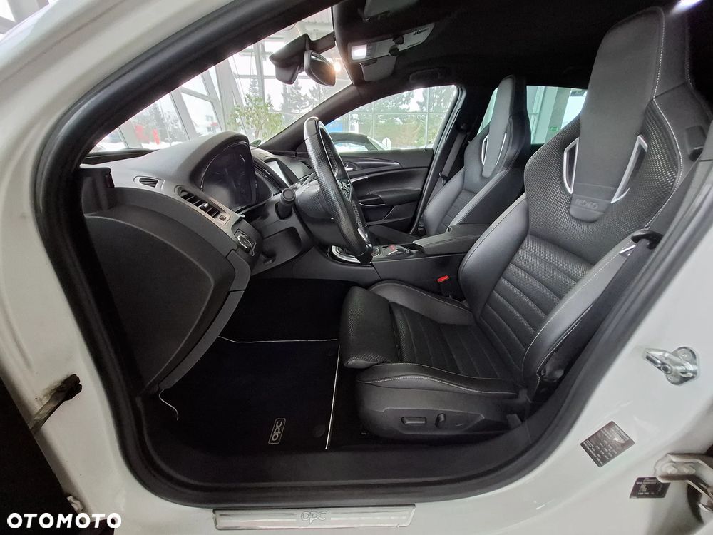 Opel Insignia 2.8 T V6 OPC - 19