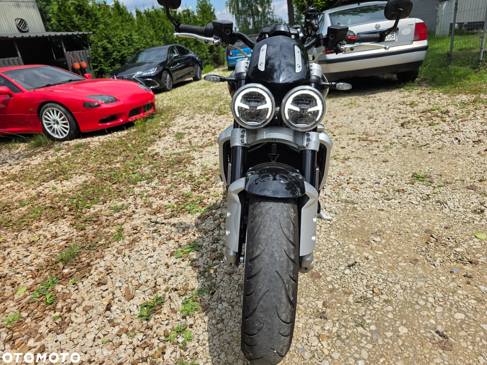 Triumph Rocket - 8