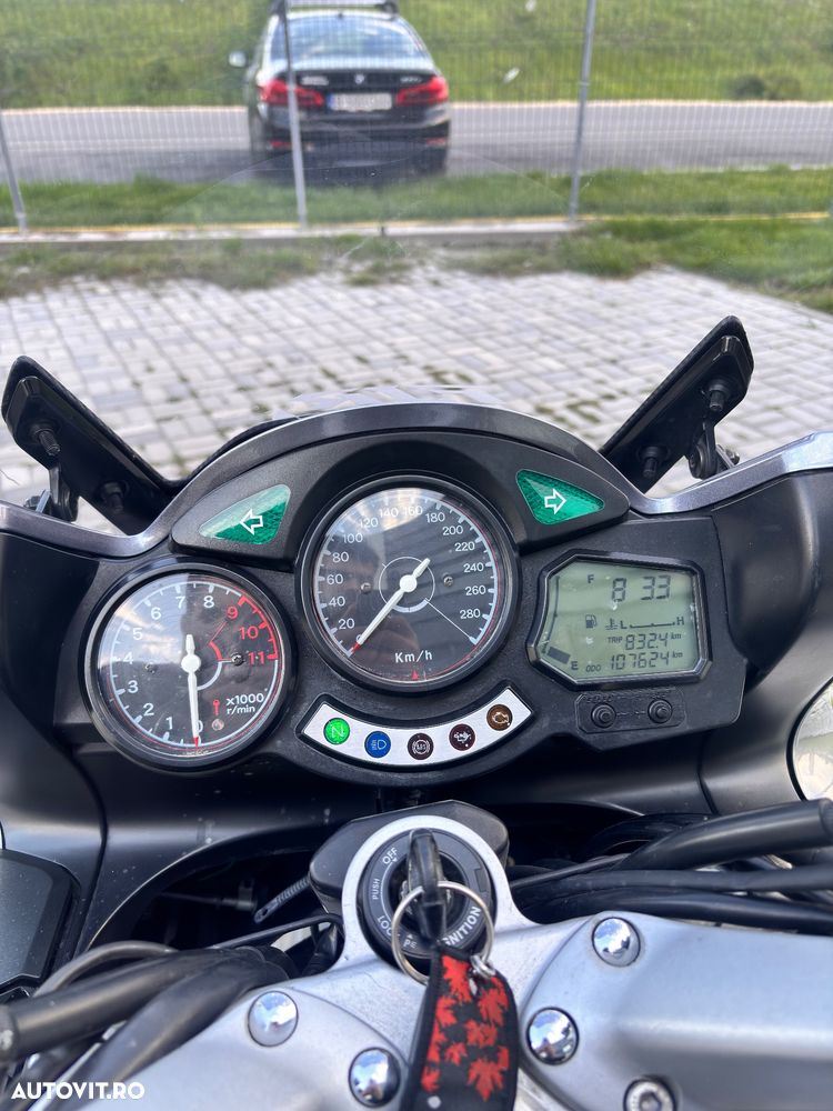 Yamaha FJR 1300A - 5