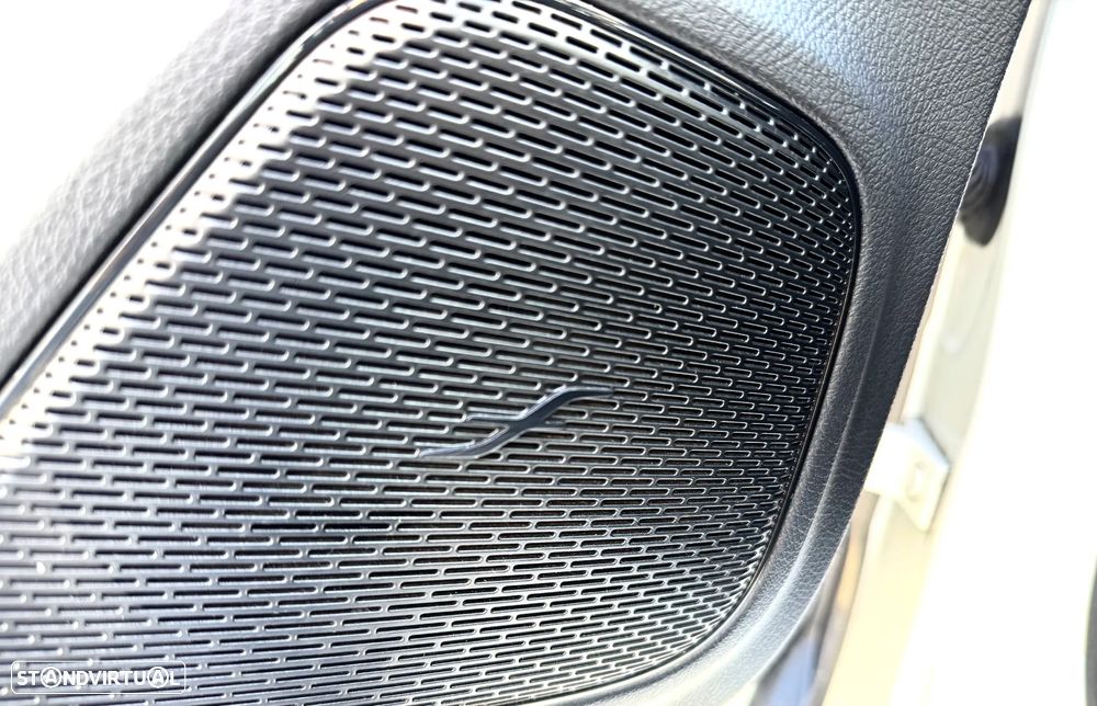 Mercedes-Benz A 250 e 8G-DCT Edition AMG Line - 32