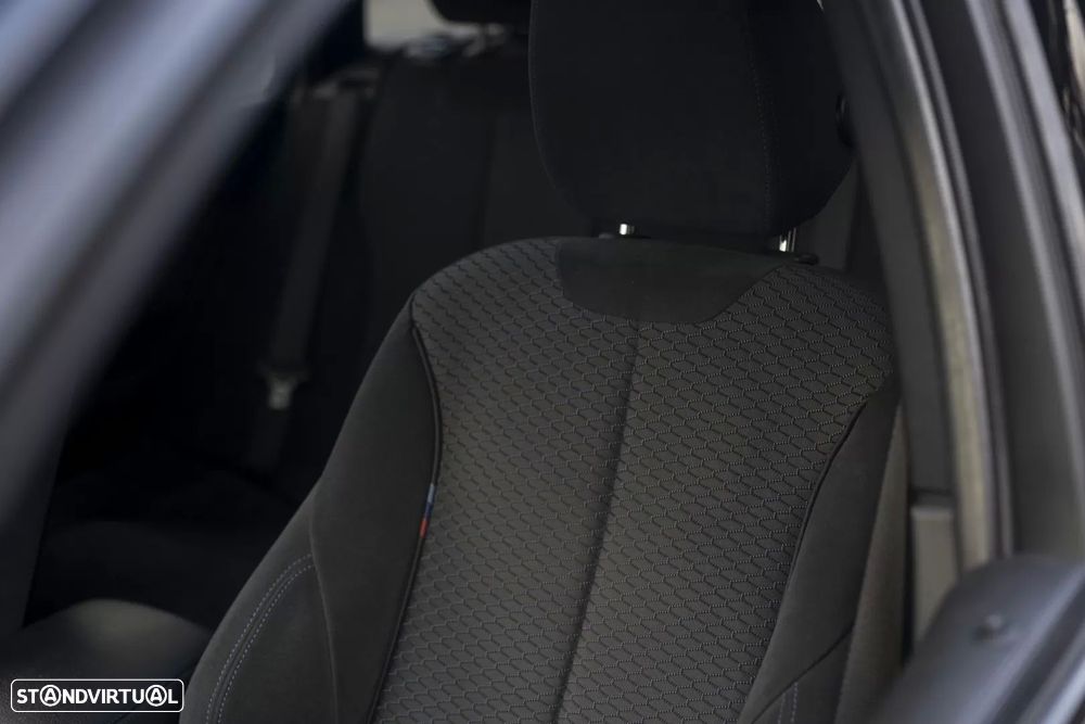 BMW 320 d Auto Pack M - 20