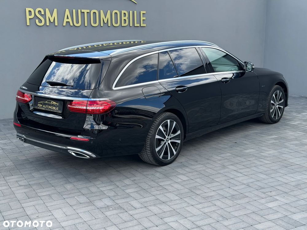 Mercedes-Benz Klasa E 300 de Avantgarde - 9