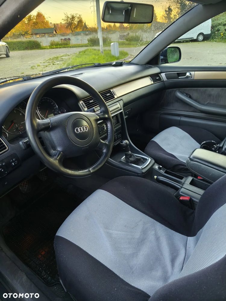 Audi A6 Avant 1.8T - 19
