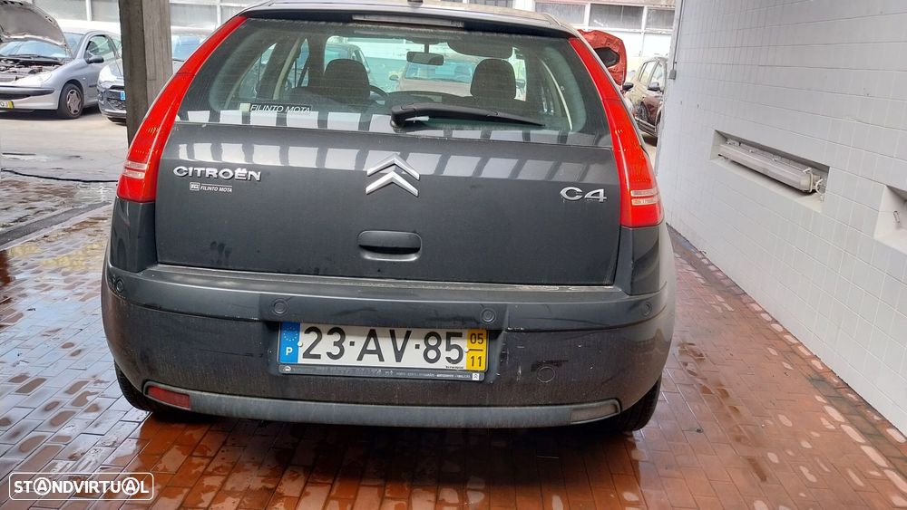 Citroën C4 1.4 16V SX - 17