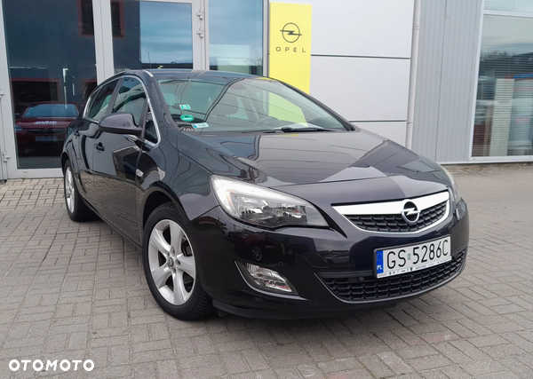 Opel Astra IV 1.4 T Cosmo