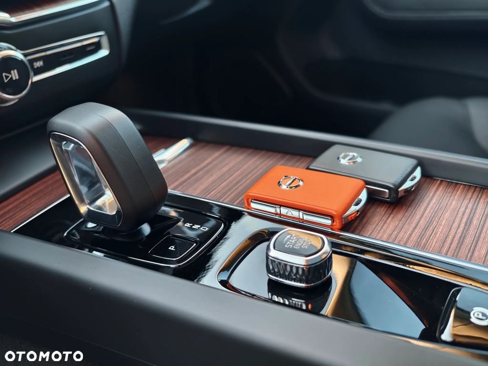 Volvo XC 60 B5 B Geartronic RDesign - 28