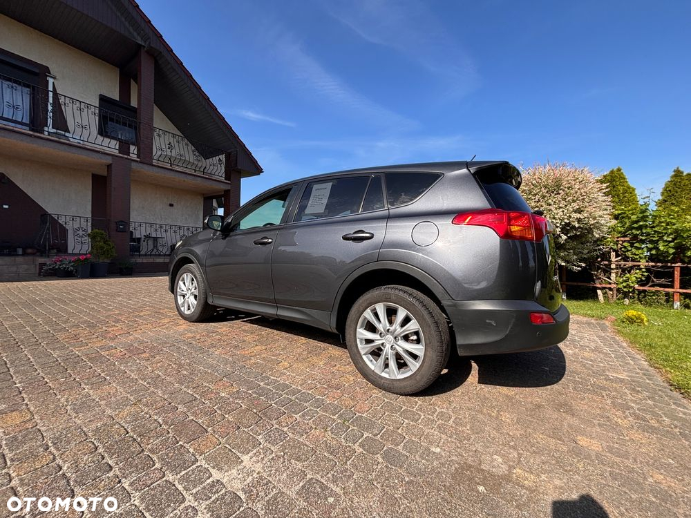 Toyota RAV4 - 4