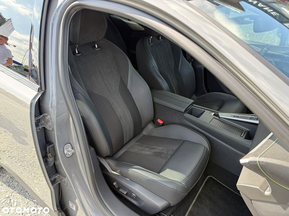 Peugeot 408 2025