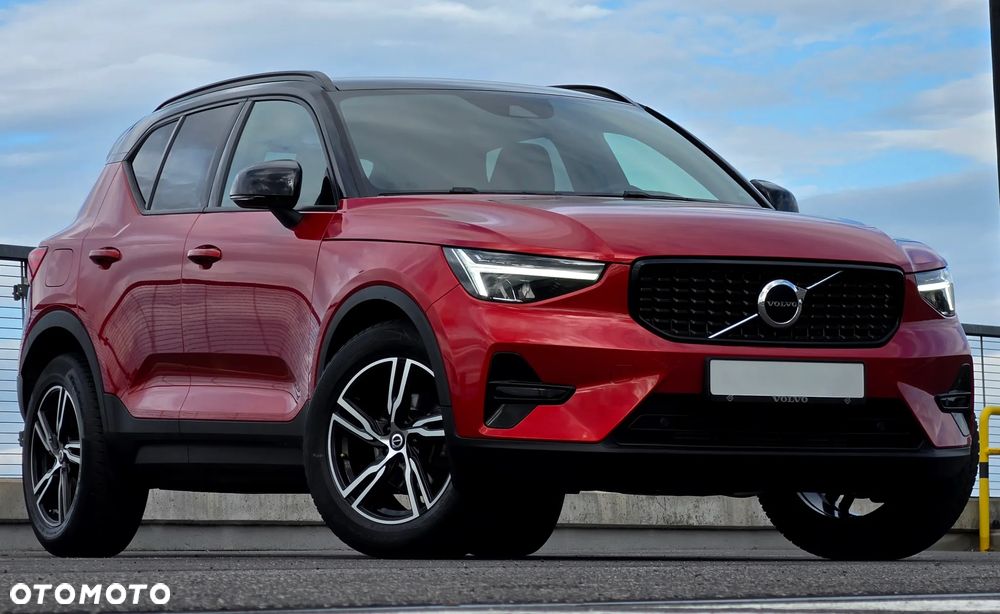 Volvo XC 40 T3 R-Design - 12