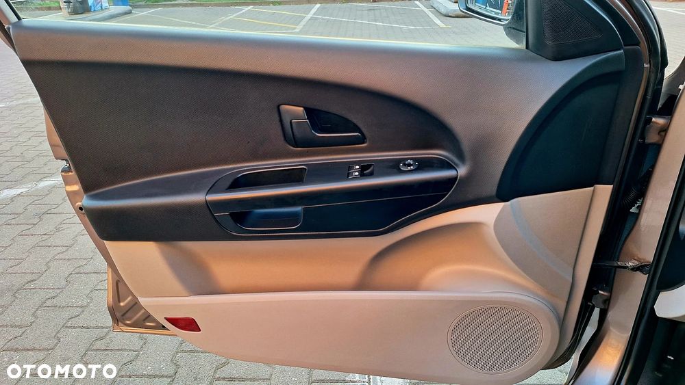 Kia Ceed 1.4 CVVT LX Basis - 18