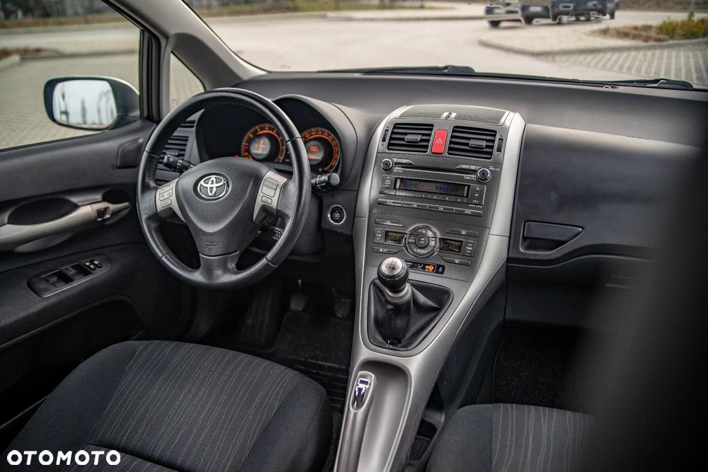 Toyota Auris 1.6 VVT-i Premium - 19