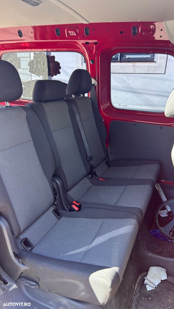 Volkswagen Caddy Maxi - 9