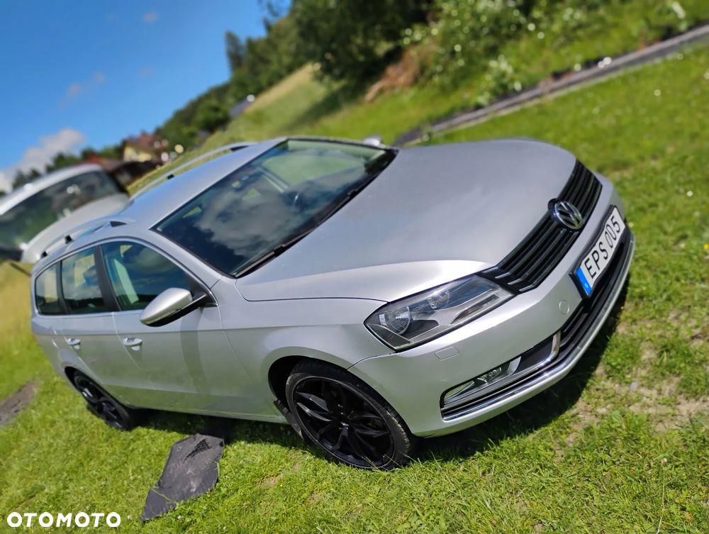 Volkswagen Passat 2.0 TDI DPF BlueMotion Technology Comfortline - 2