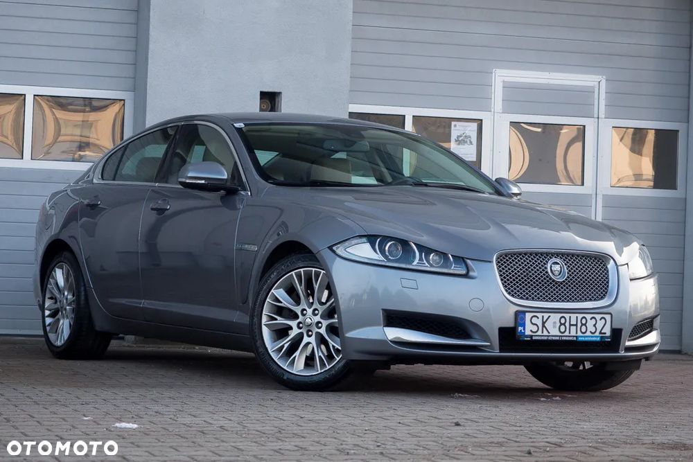 Jaguar XF 2.2 D Luxury - 3