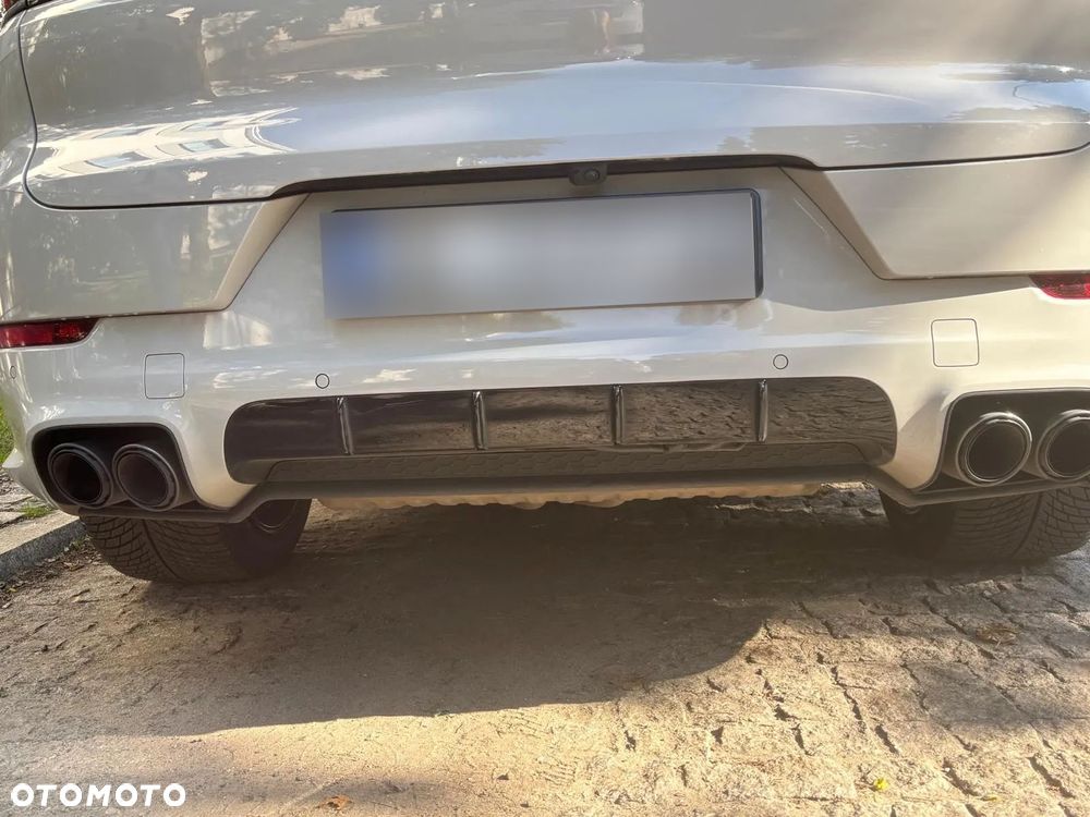 Porsche Cayenne S E-Hybrid PHEV - 24