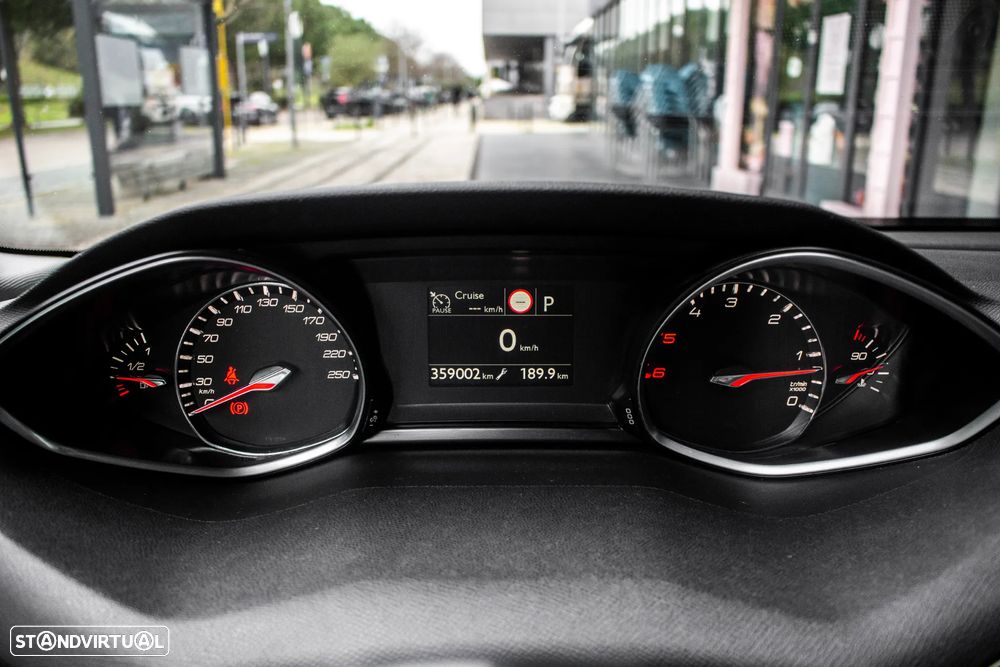 Peugeot 308 BlueHDi FAP 130 EAT8 Stop & Start Allure - 14