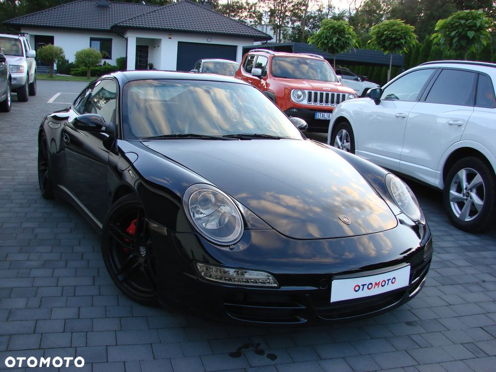 Porsche 911 Carrera 4 S - 7