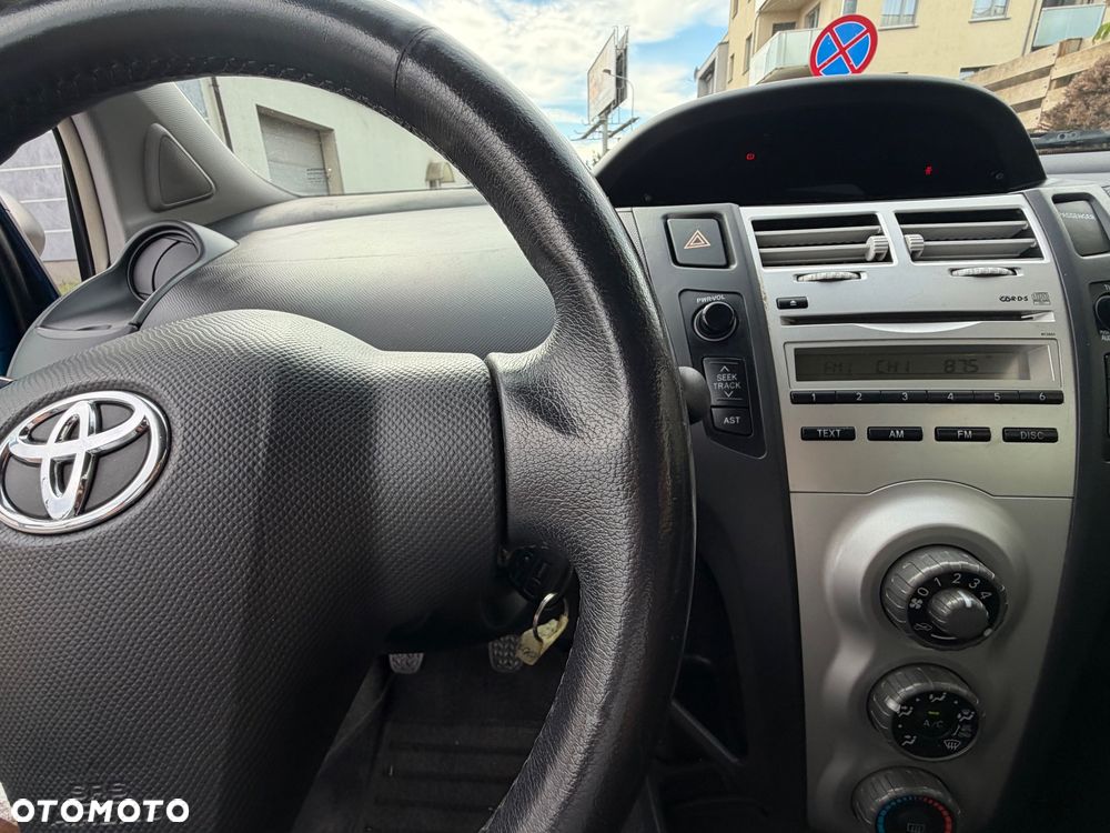 Toyota Yaris 1.0 Terra A/C - 20