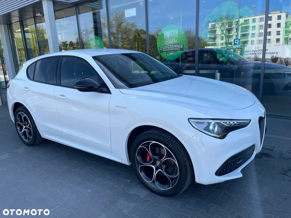 Alfa Romeo Stelvio 2.0 Turbo Veloce Q4 - 25
