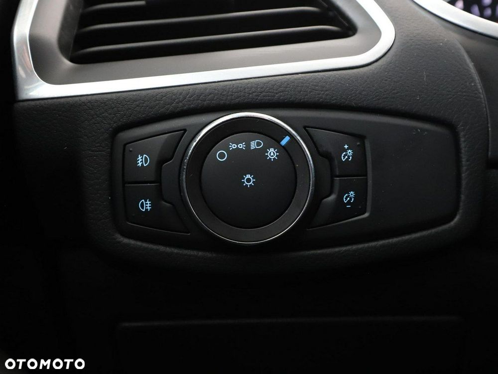 Ford S-Max 2.0 EcoBlue Titanium - 36