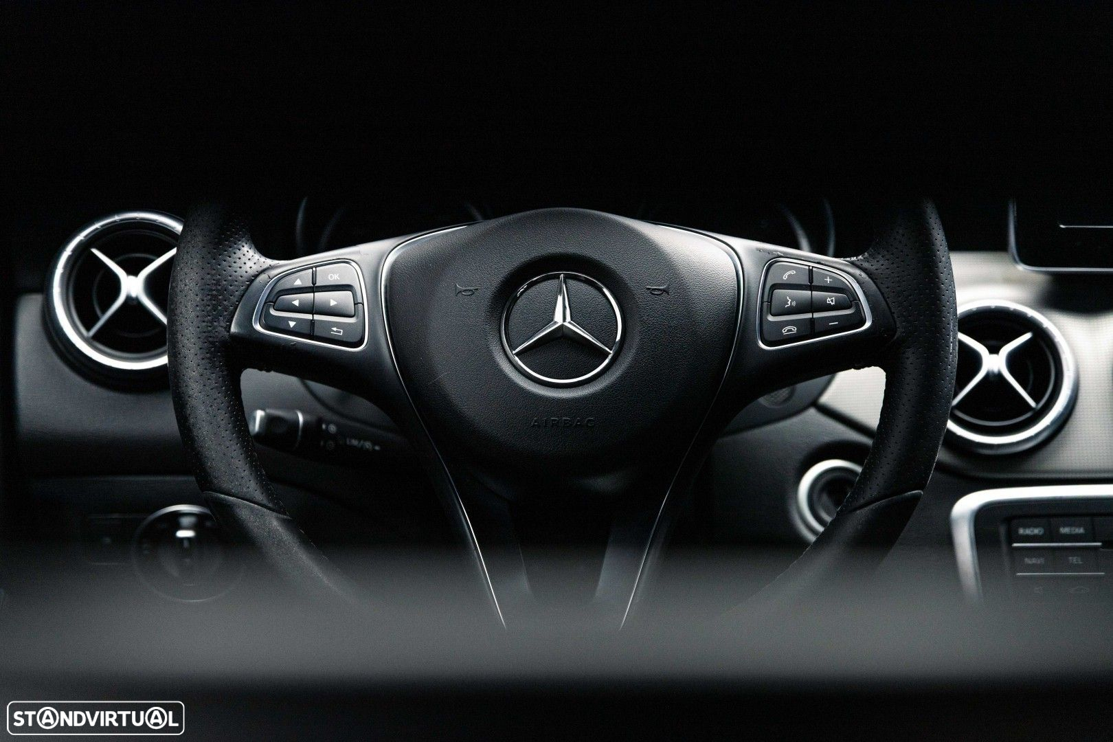 Mercedes-Benz CLA 180 d Shooting Brake Urban - 33