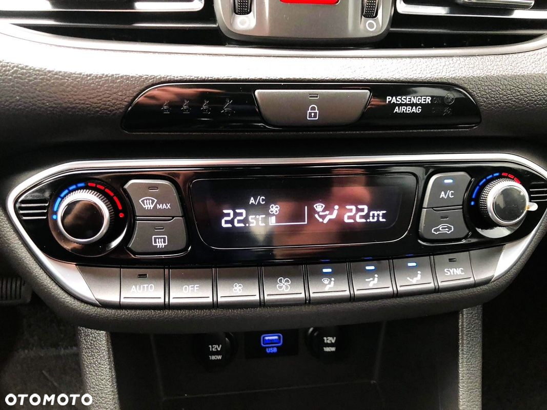 Hyundai i30 1.0 T-GDI Comfort DCT - 22