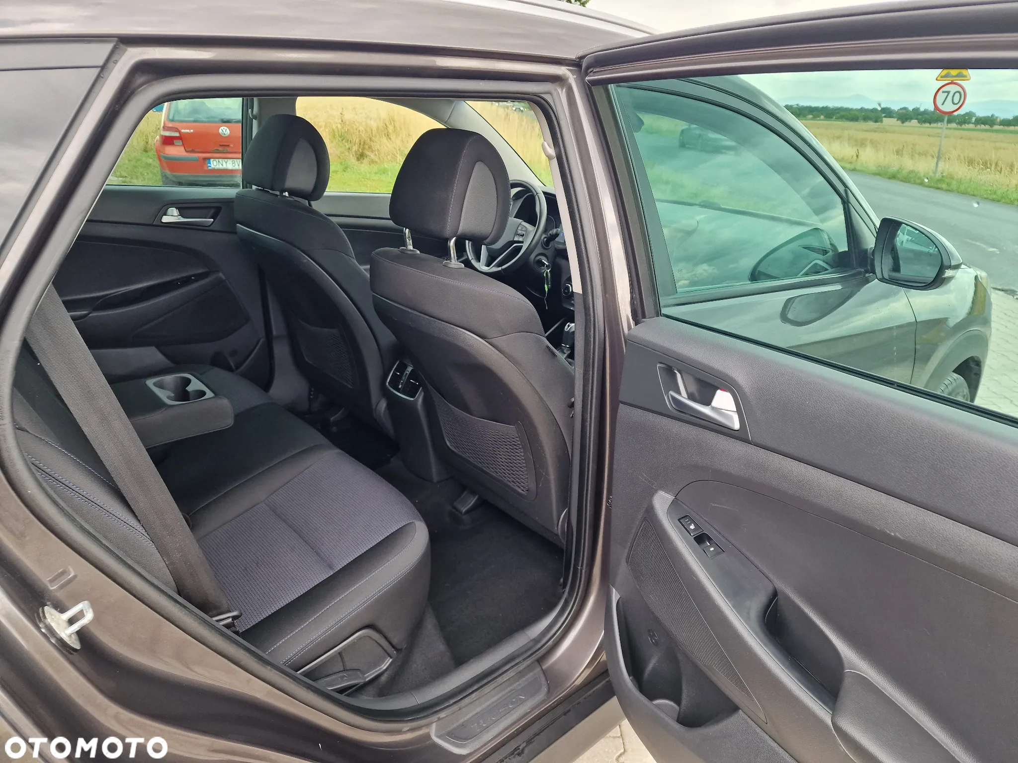 Hyundai Tucson 2.0 CRDi 4WD Automatik Style - 27