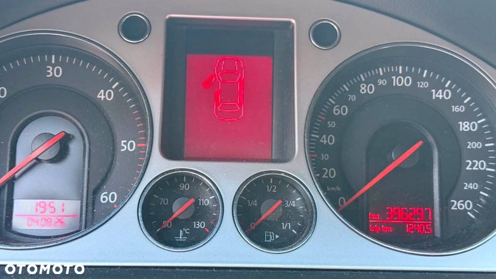 Volkswagen Passat 2.0 TDI DPF Highline DSG - 11