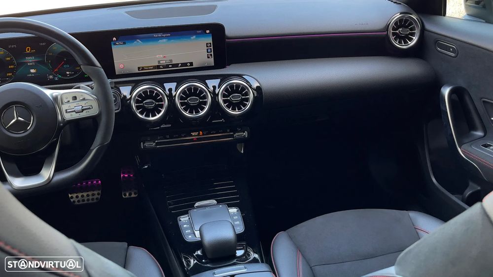 Mercedes-Benz A 250 e 8G-DCT Edition AMG Line - 22