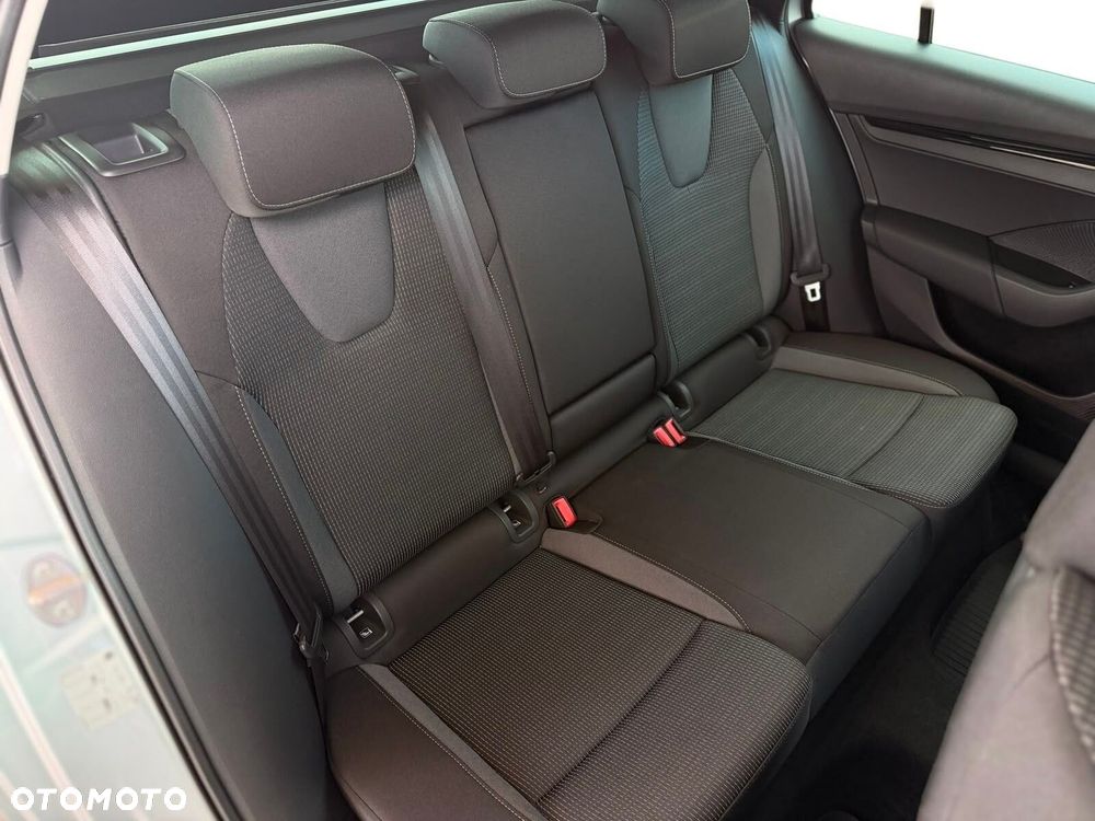 Skoda Octavia 1.5 TSI Selection - 25