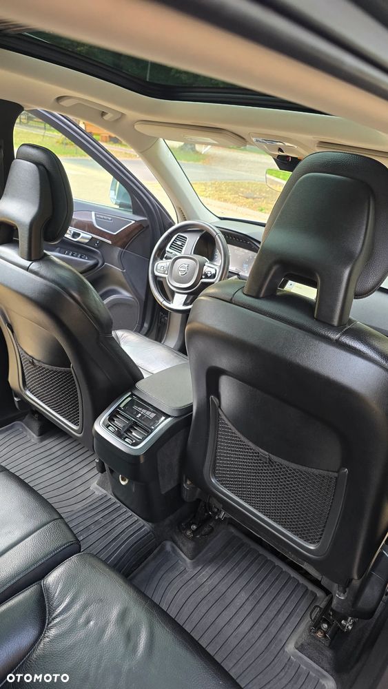 Volvo XC 90 - 12
