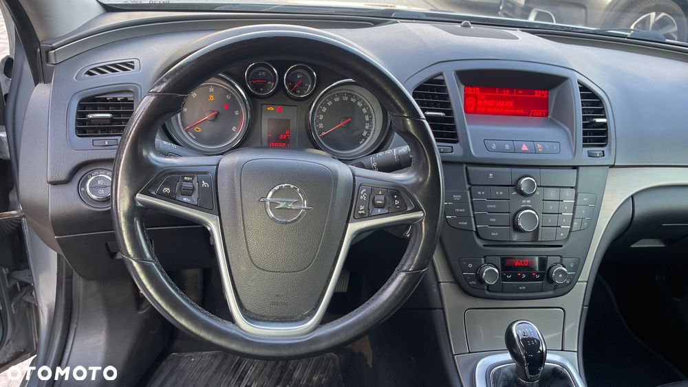 Opel Insignia - 11