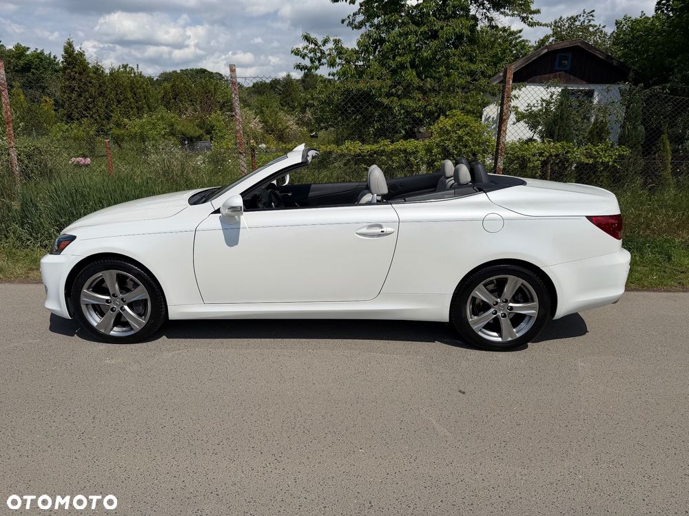 Lexus IS - 3
