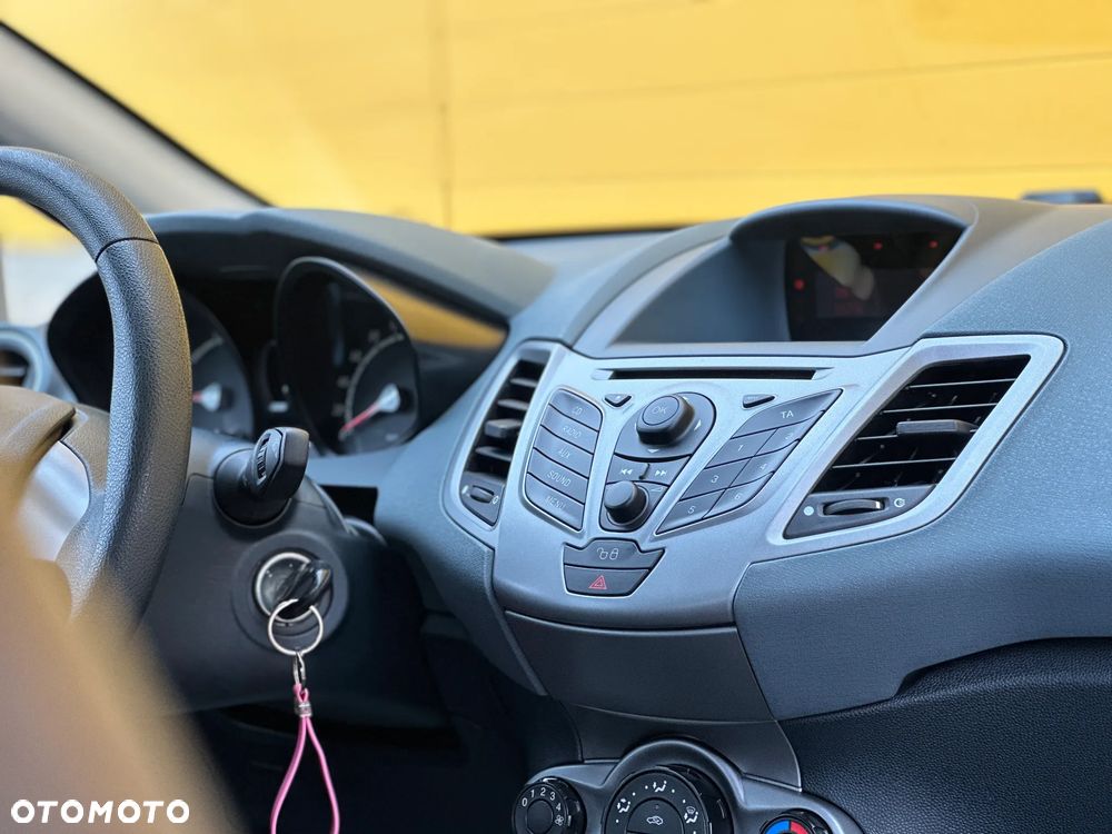 Ford Fiesta 1.25 Trend - 8