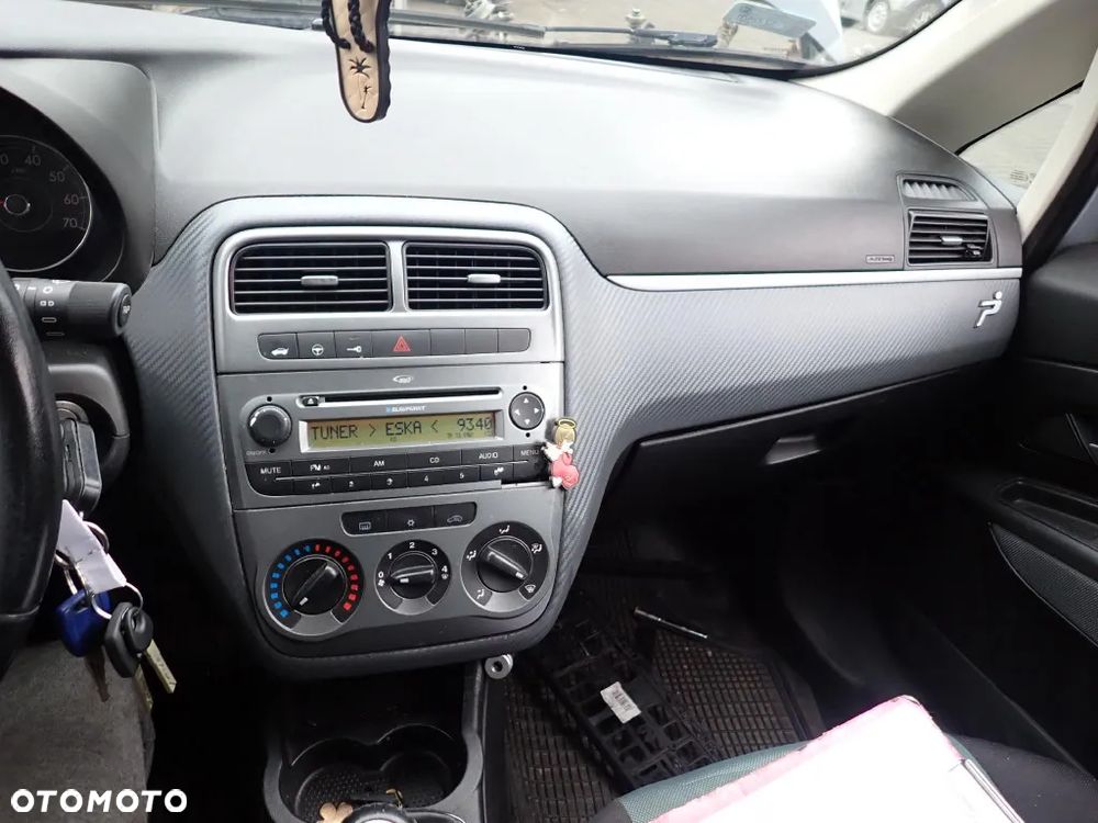 CZĘŚCI - Fiat Grande Punto 1,2 48kW 65KM 199A4000 FILM HB 5D 2009r. INDEX - 9676 - 10