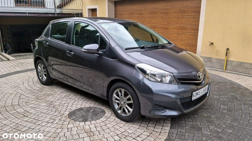 Toyota Yaris - 7