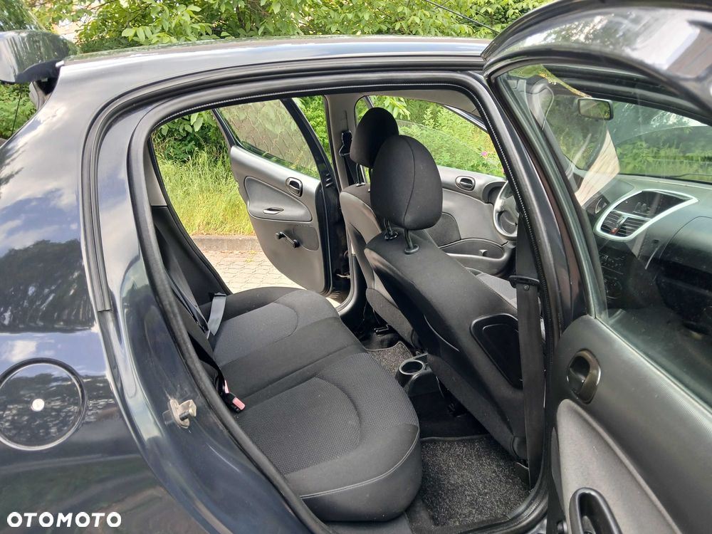 Peugeot 206 plus - 7
