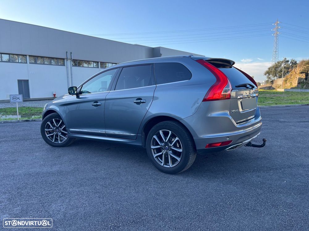 Volvo XC 60 D4 AWD Geartronic Summum - 21