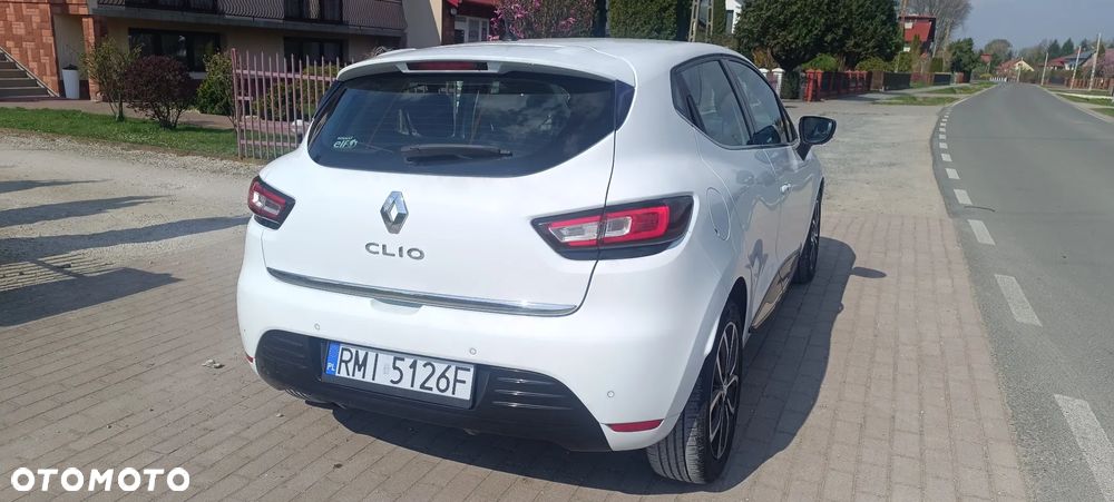 Renault Clio TCe 90 Luxe - 6